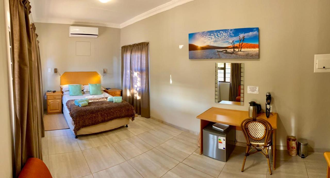 Schuetzenhaus Guesthouse Keetmanshoop Extérieur photo
